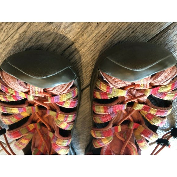 Keen Girls size 4 River Trail Hiking Waterproof Sh - Picture 2 of 9